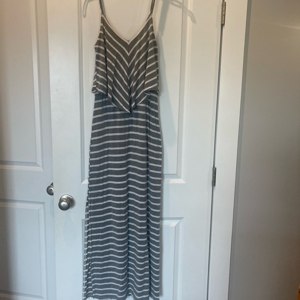 Mossimo Grey/white striped maxi dress